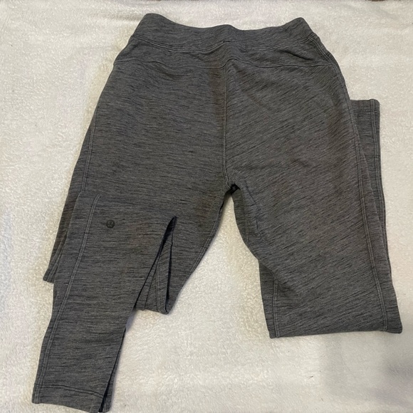 Lululemon women’s gray sweats - Picture 2 of 4
